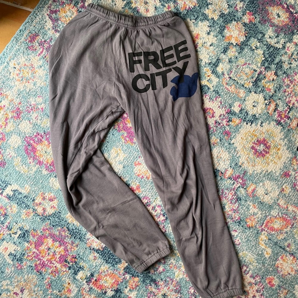 Free City Sweatpants